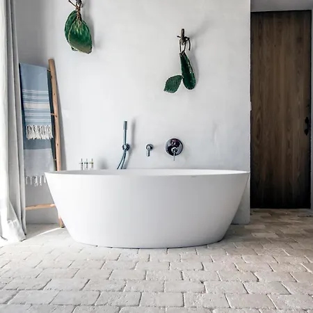 Hotel Torre Vella - Fontenille Collection